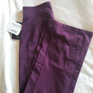 Athleta yoga pants